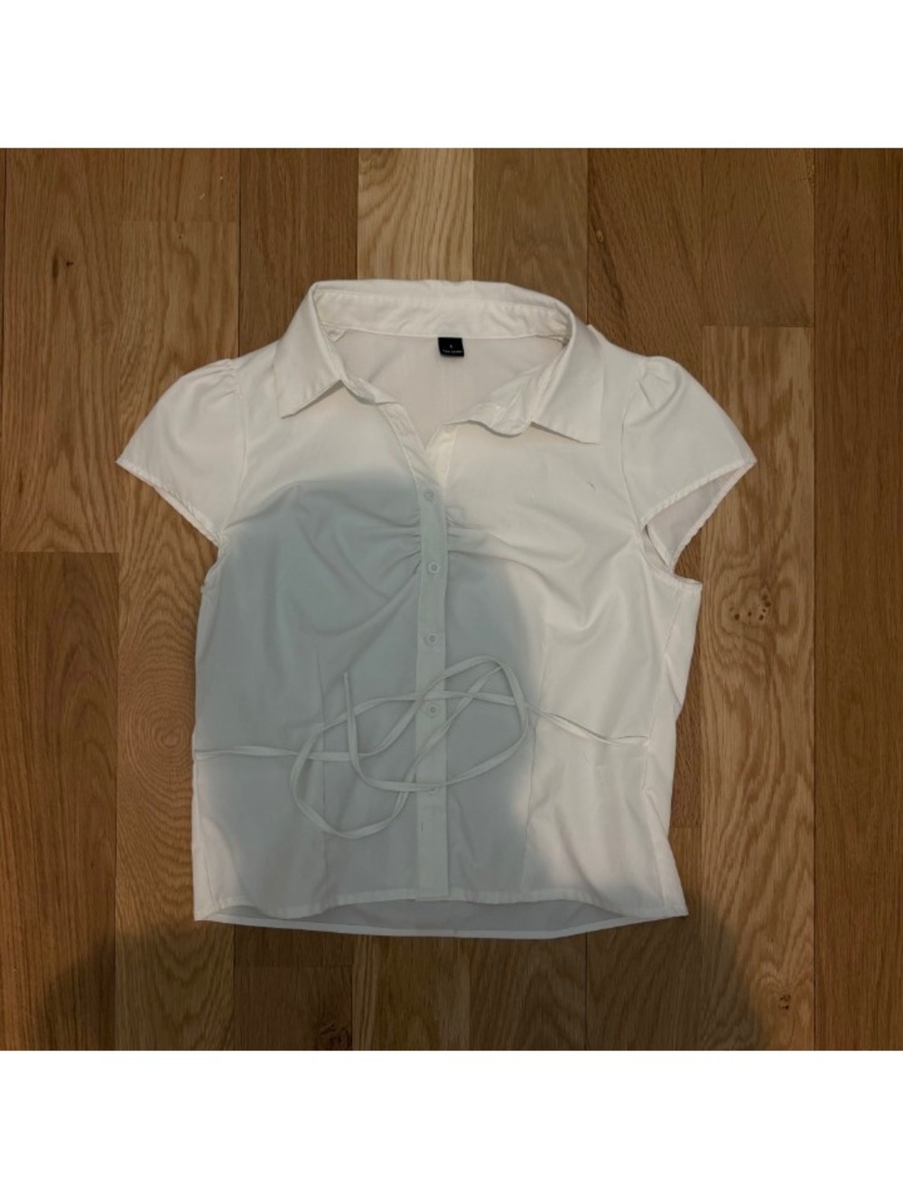 white short sleeve tie waist button-up blouse size l